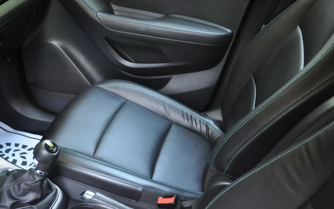 Chevrolet Trax cena 33800 przebieg: 235000, rok produkcji 2013 z Czeladź małe 326